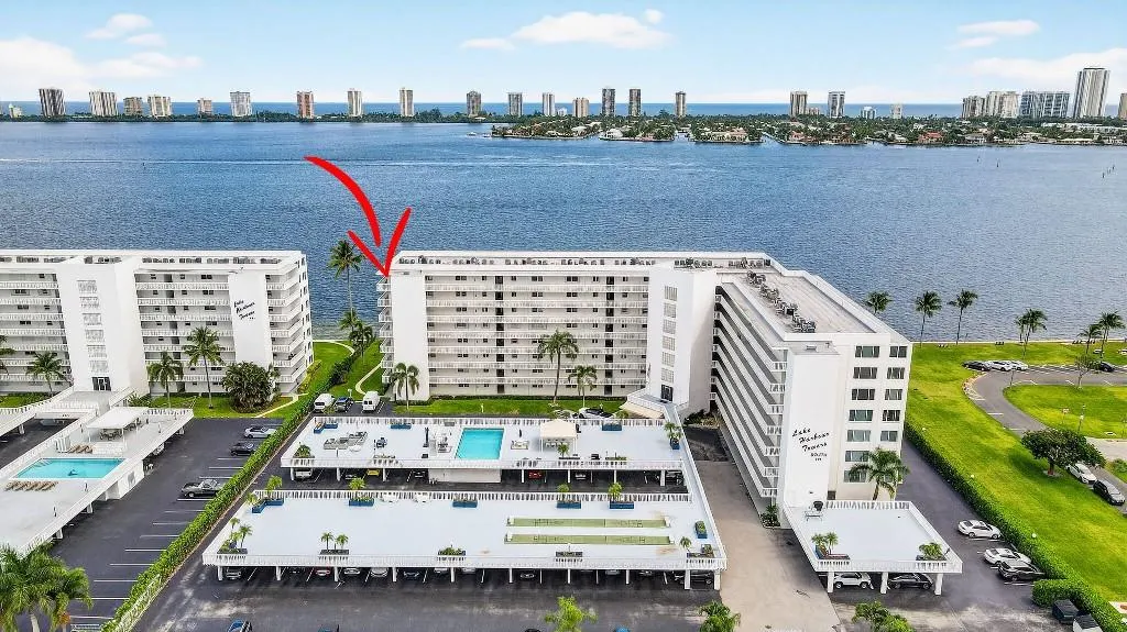 301 Lake Shore Dr, #801
