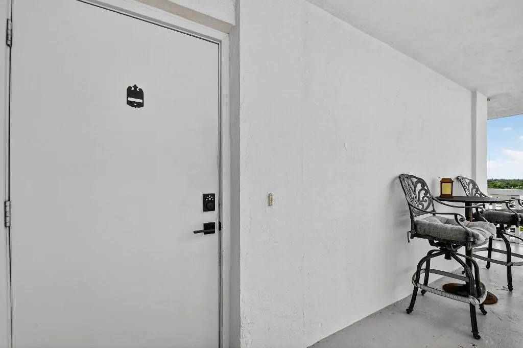 301 Lake Shore Dr, #801