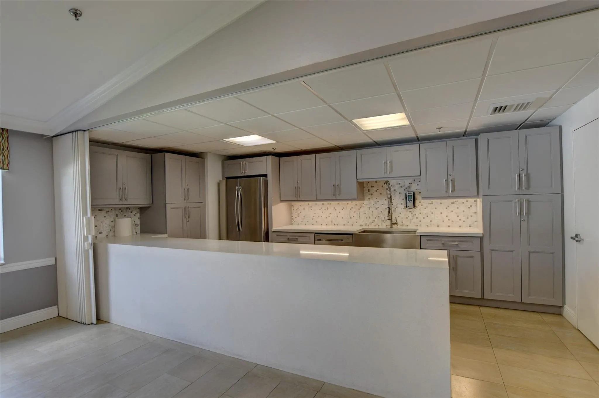 103 Newport F, #103