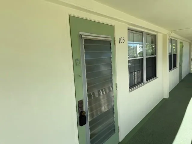 103 Newport F, #103