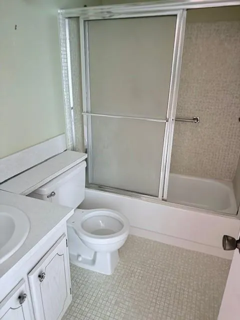 103 Newport F, #103
