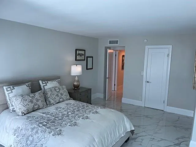 1360 S Ocean Blvd, #1407