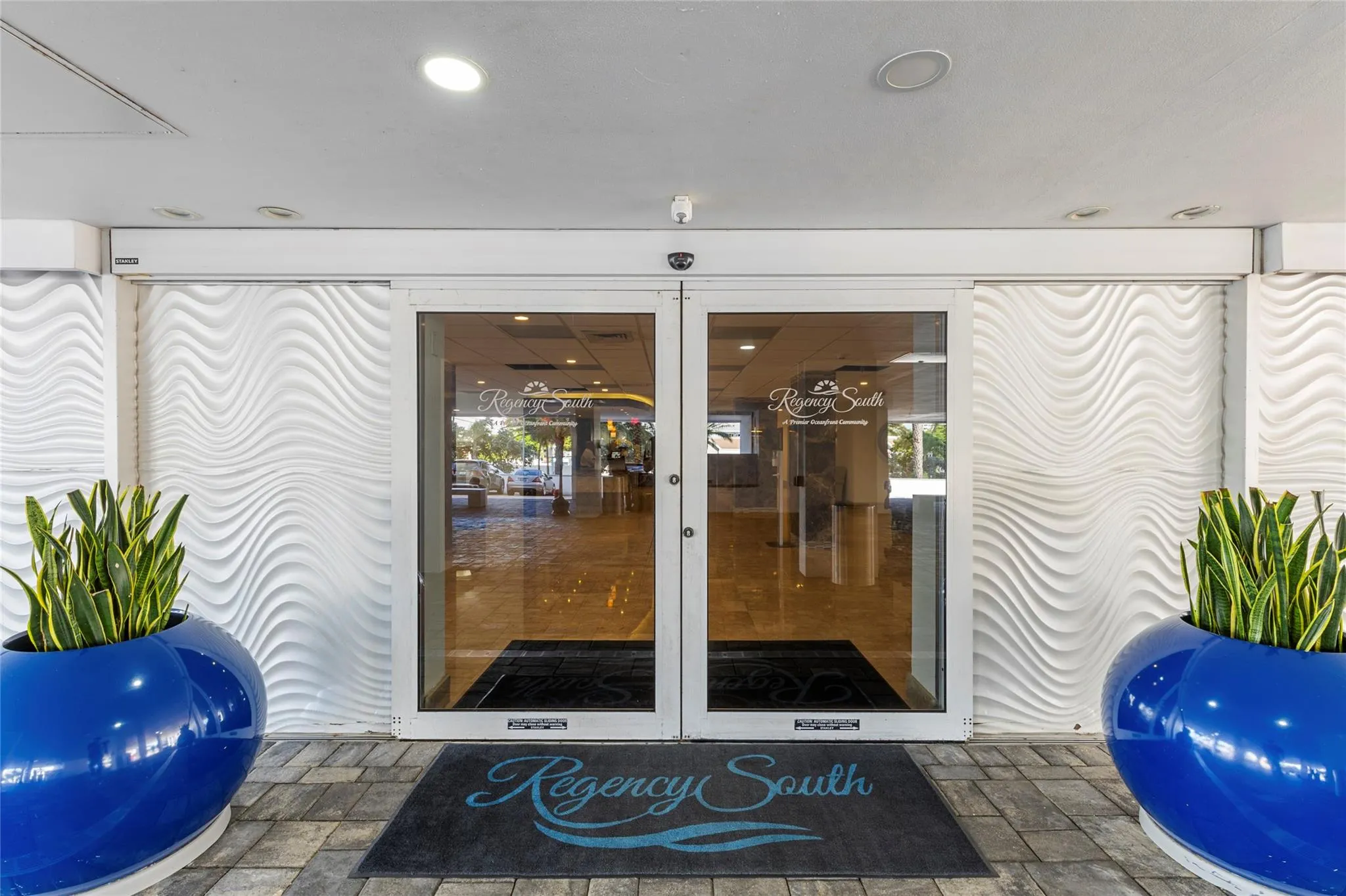 3750 Galt Ocean Dr, #209