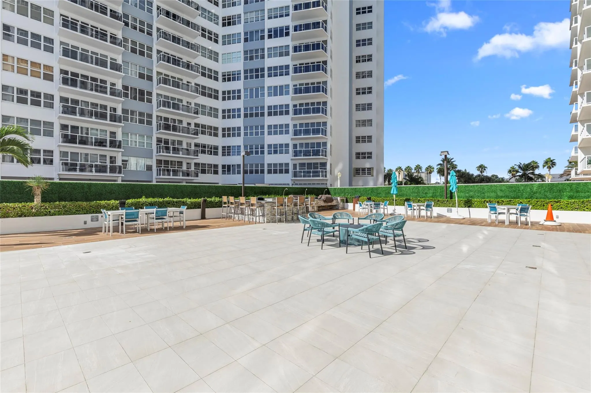 3750 Galt Ocean Dr, #209