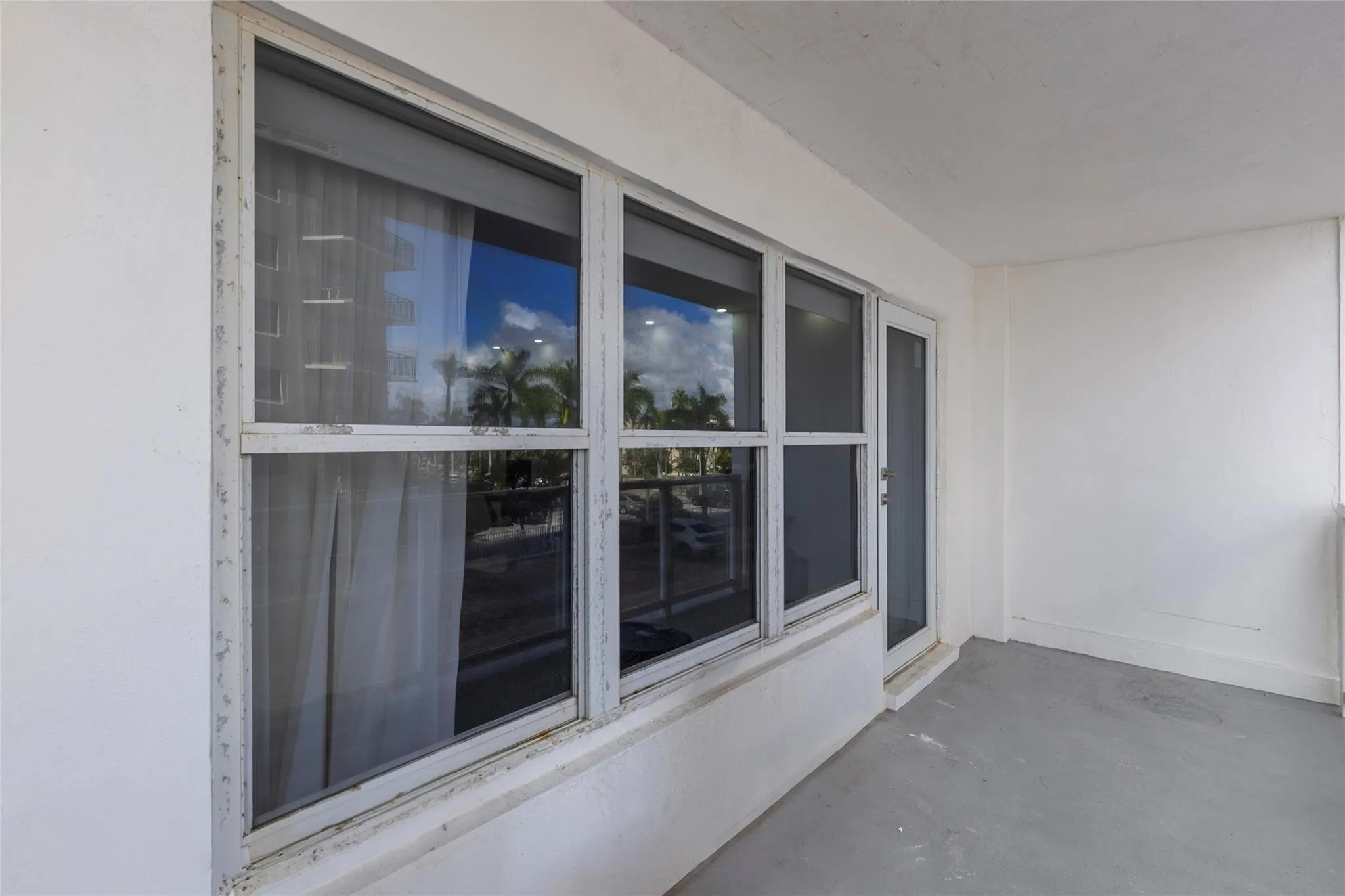 3750 Galt Ocean Dr, #209