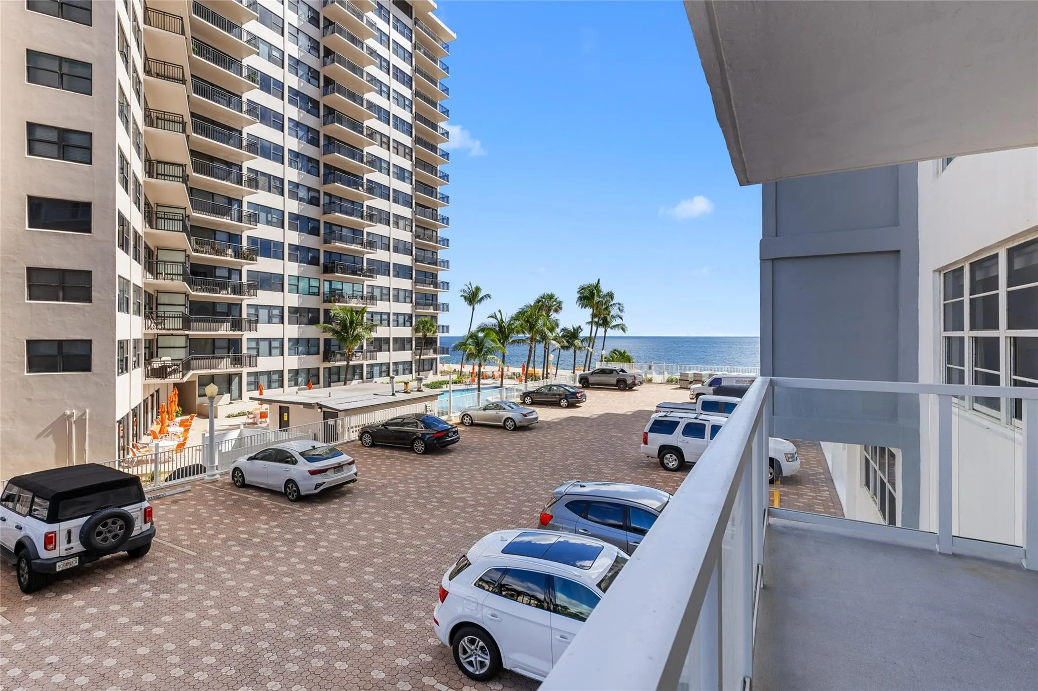 3750 Galt Ocean Dr, #209