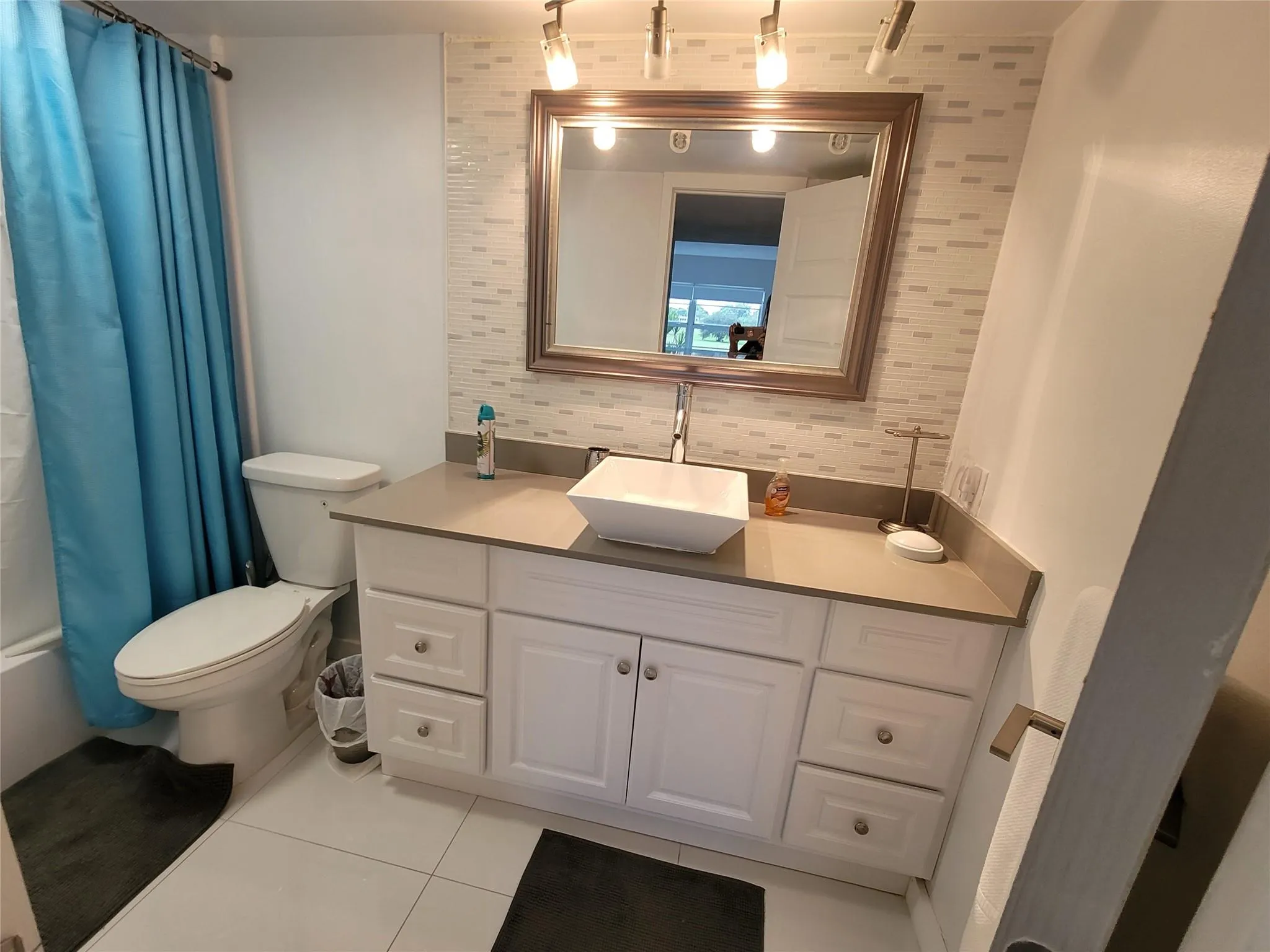 2950 N Palm Aire Dr, #205
