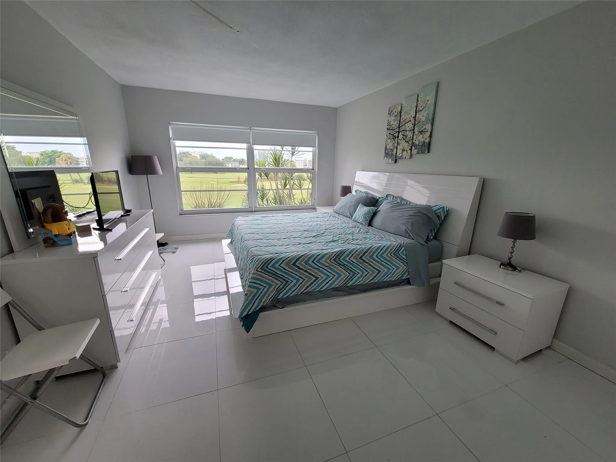 2950 N Palm Aire Dr, #205