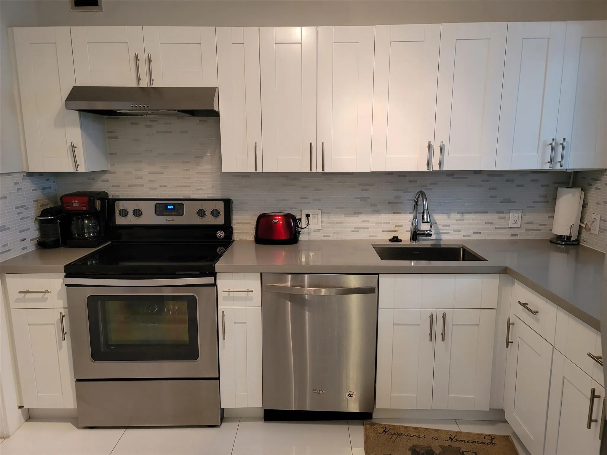 2950 N Palm Aire Dr, #205