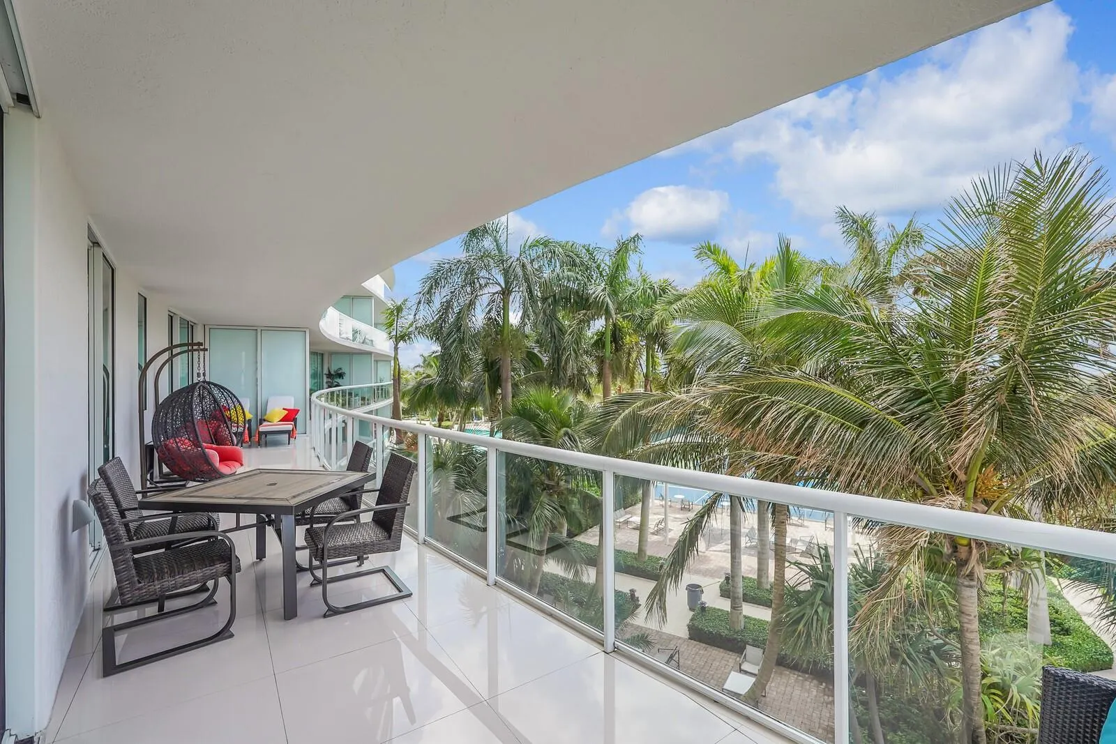 1 N Ocean Blvd, #607