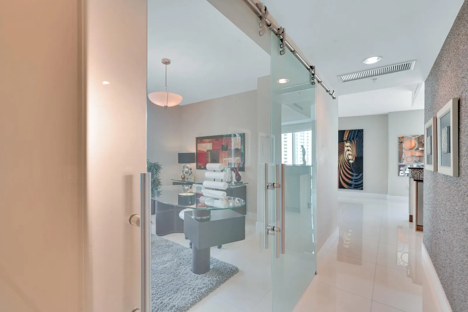 1 N Ocean Blvd, #607