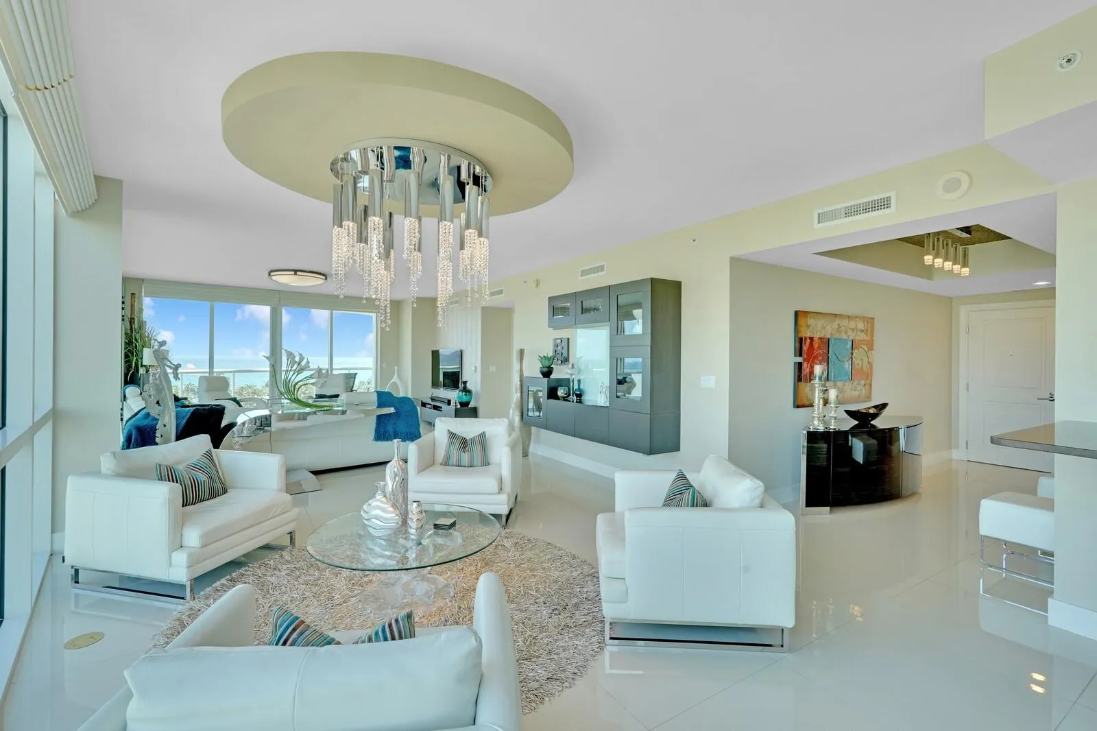 1 N Ocean Blvd, #607