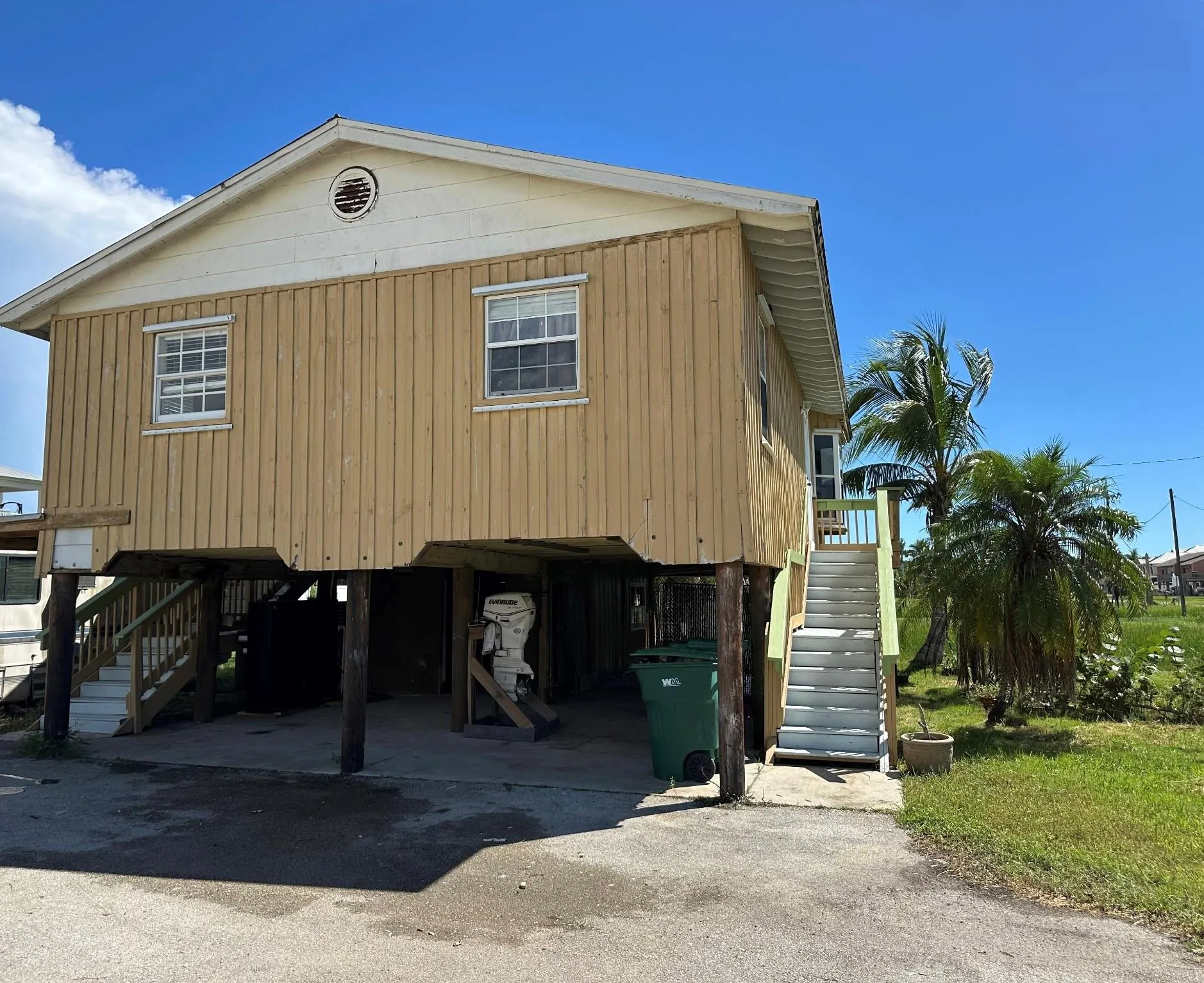 207 Storter Ave