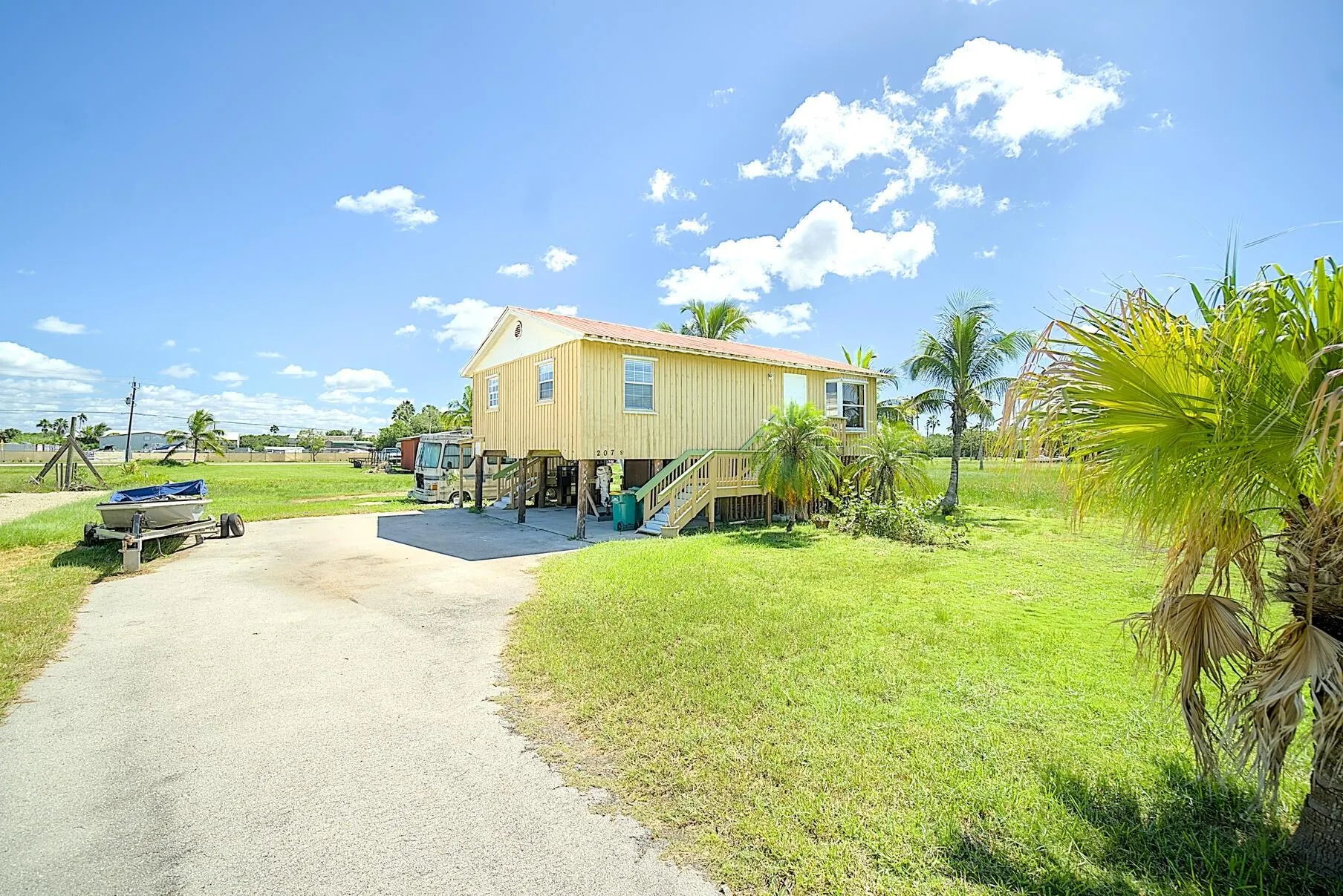 207 Storter Ave
