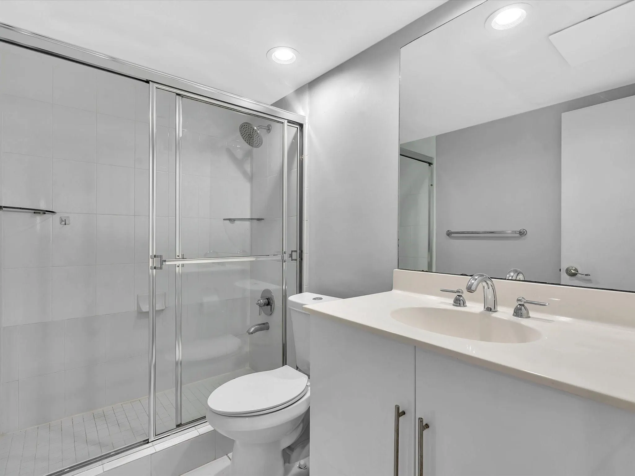 3001 S Ocean Dr, #943