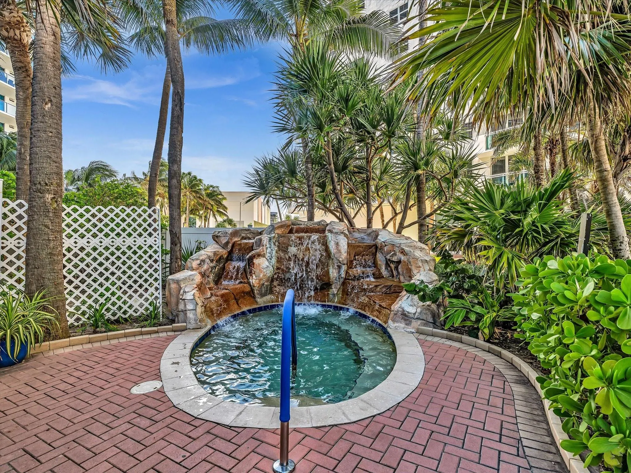 3001 S Ocean Dr, #943