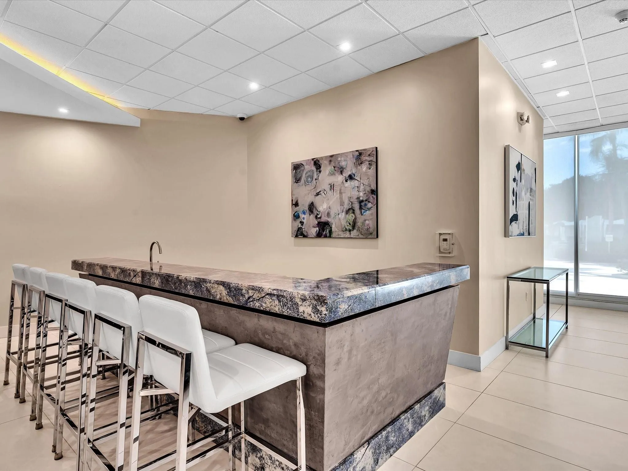 3001 S Ocean Dr, #943