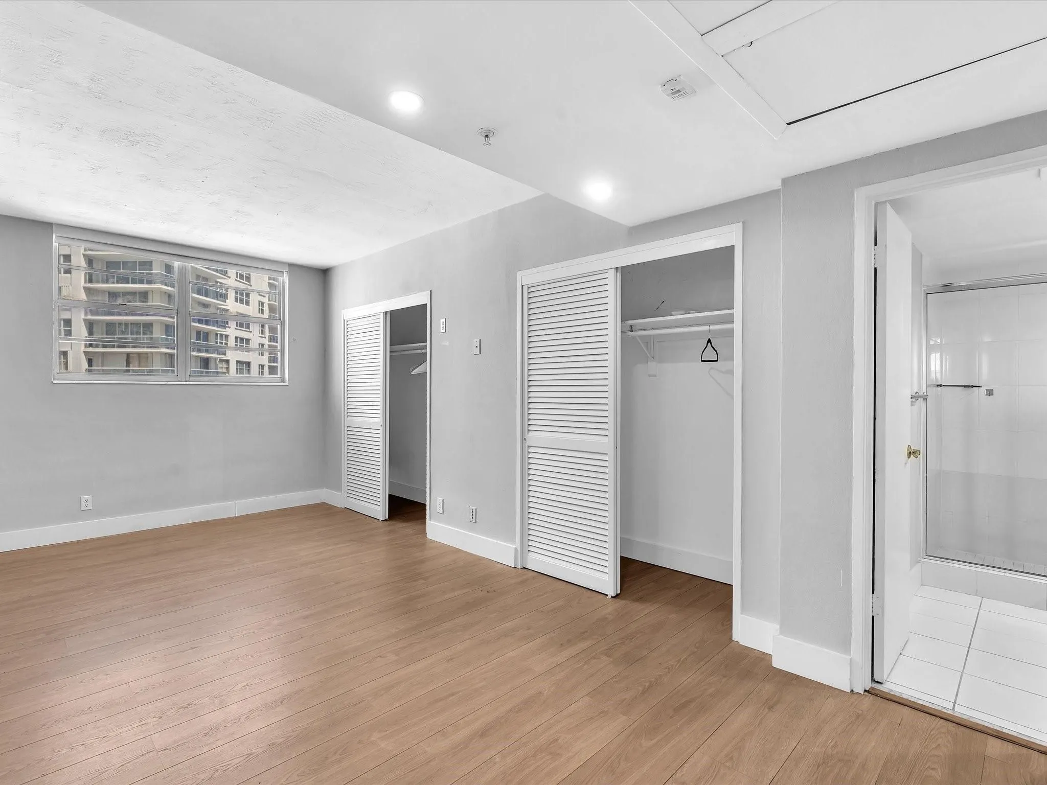 3001 S Ocean Dr, #943