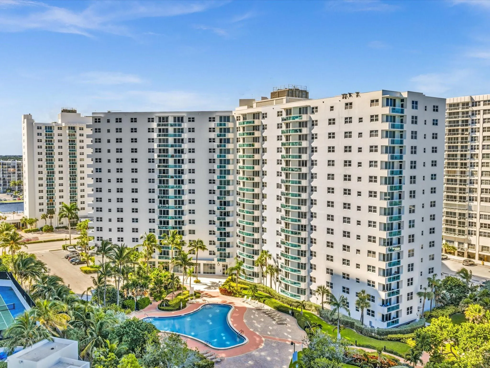 3001 S Ocean Dr, #943
