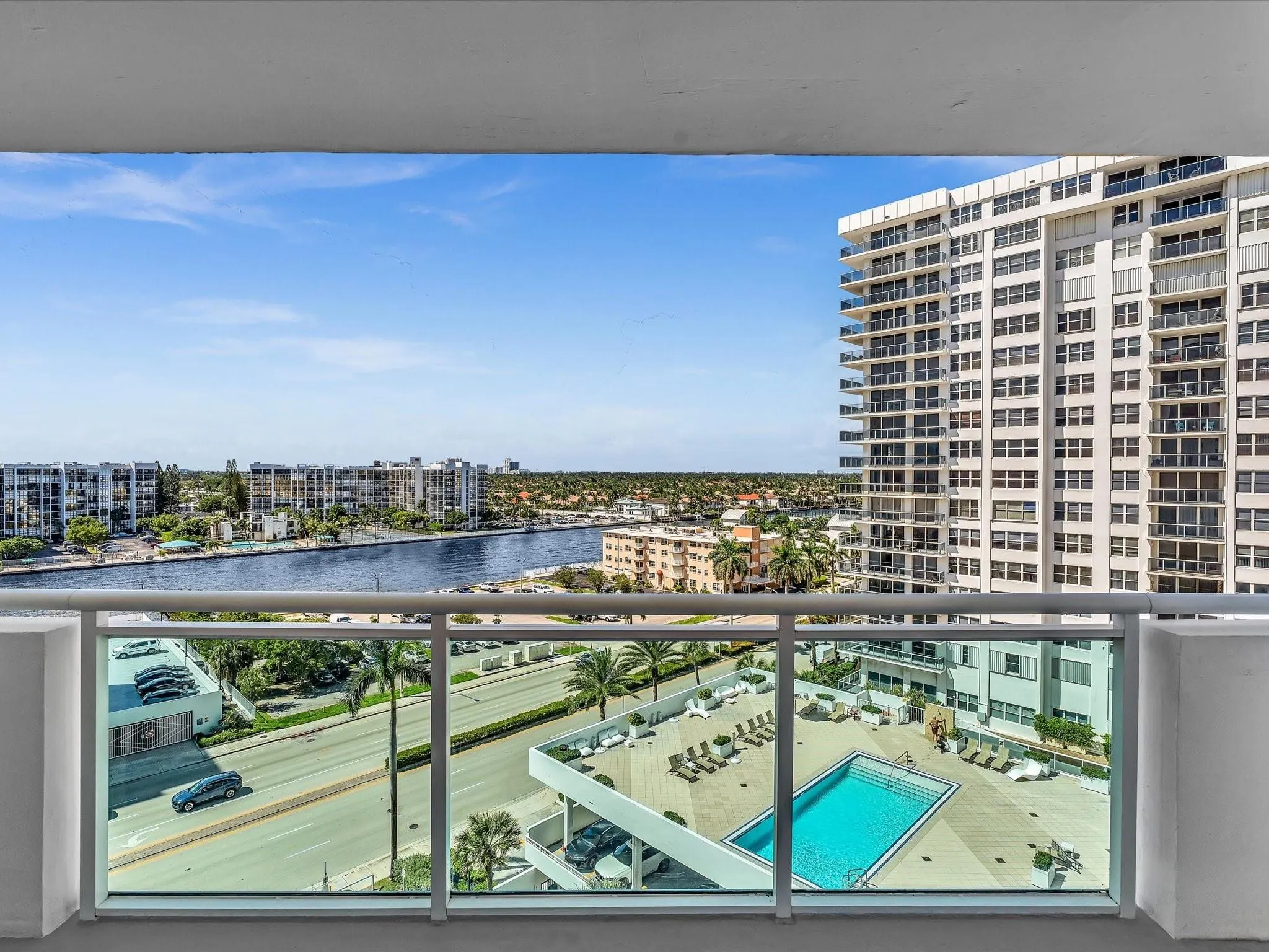 3001 S Ocean Dr, #943