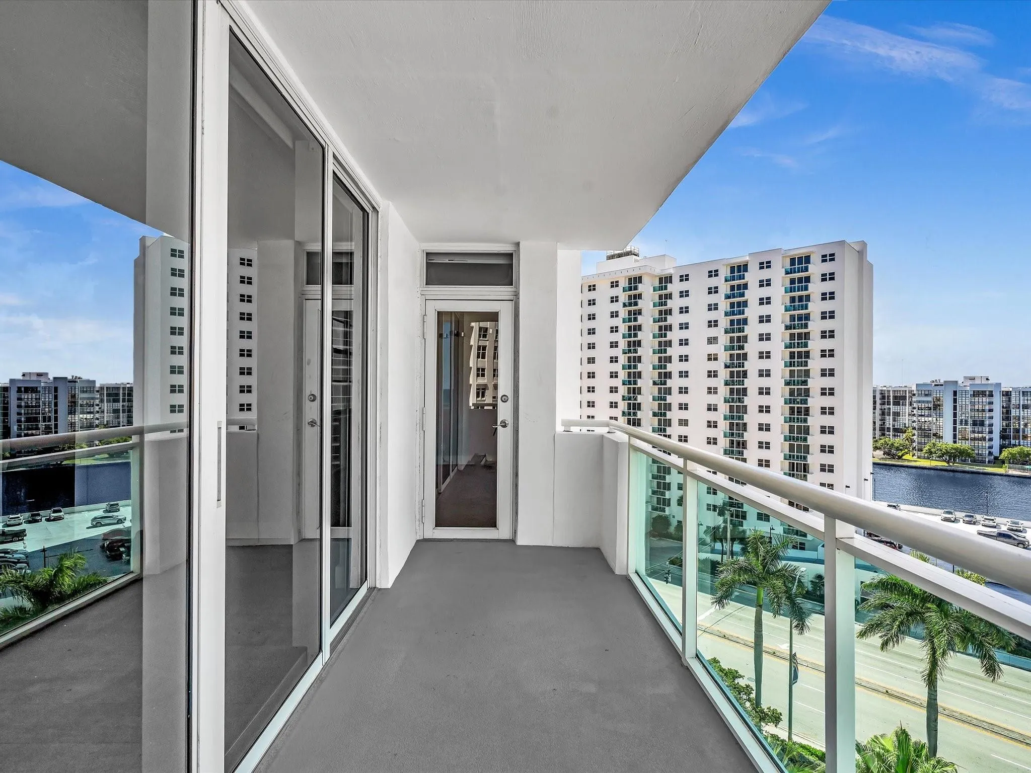3001 S Ocean Dr, #943