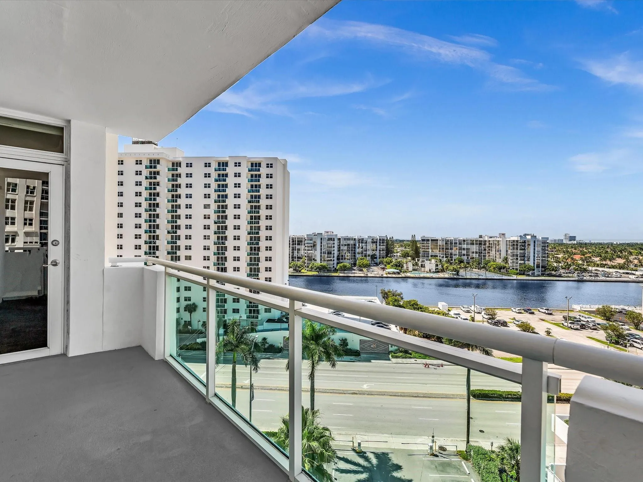 3001 S Ocean Dr, #943