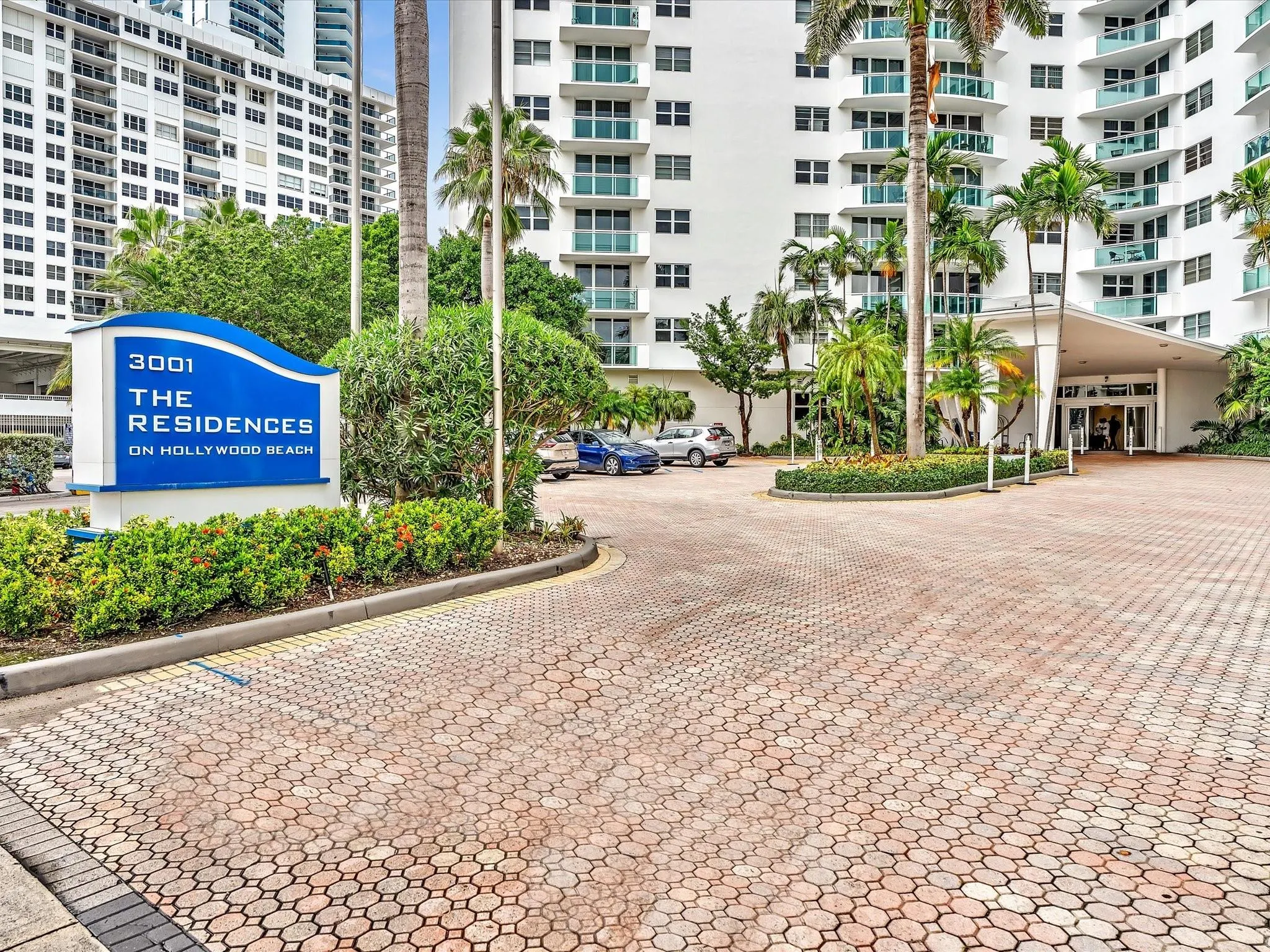 3001 S Ocean Dr, #943