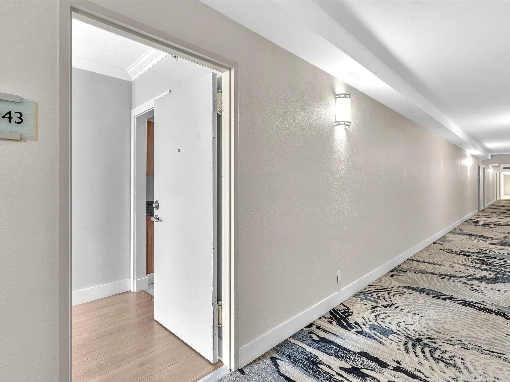 3001 S Ocean Dr, #943