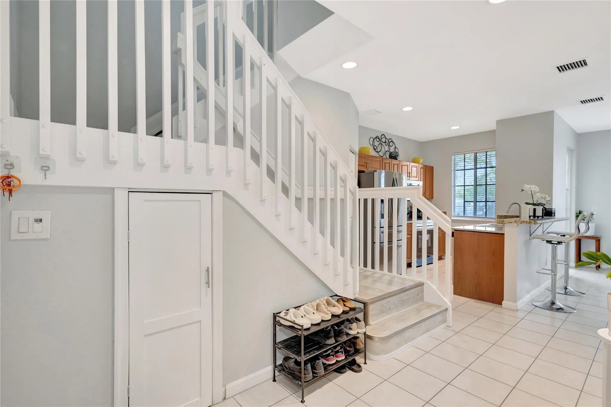 2037 Nassau Dr