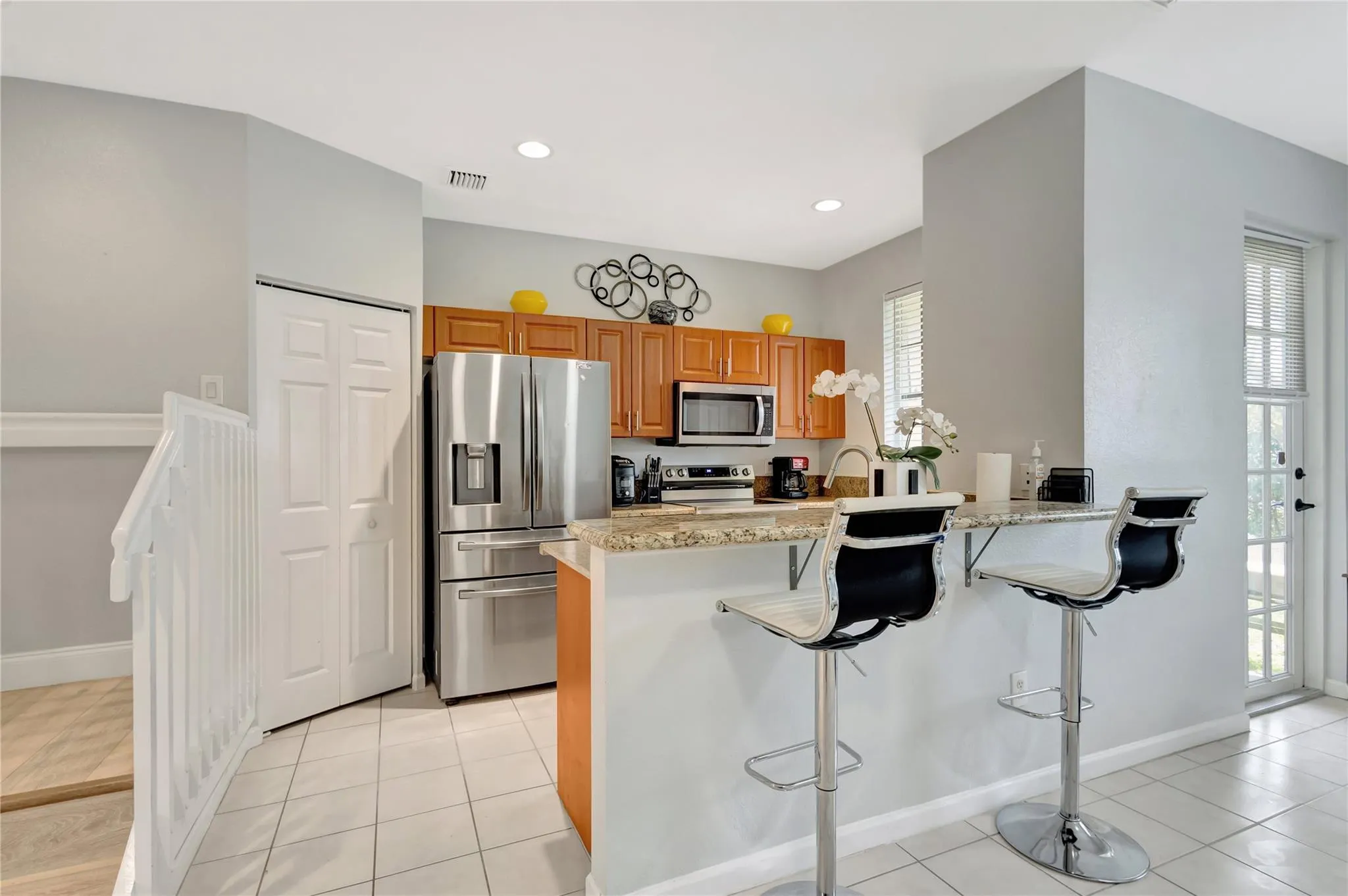 2037 Nassau Dr