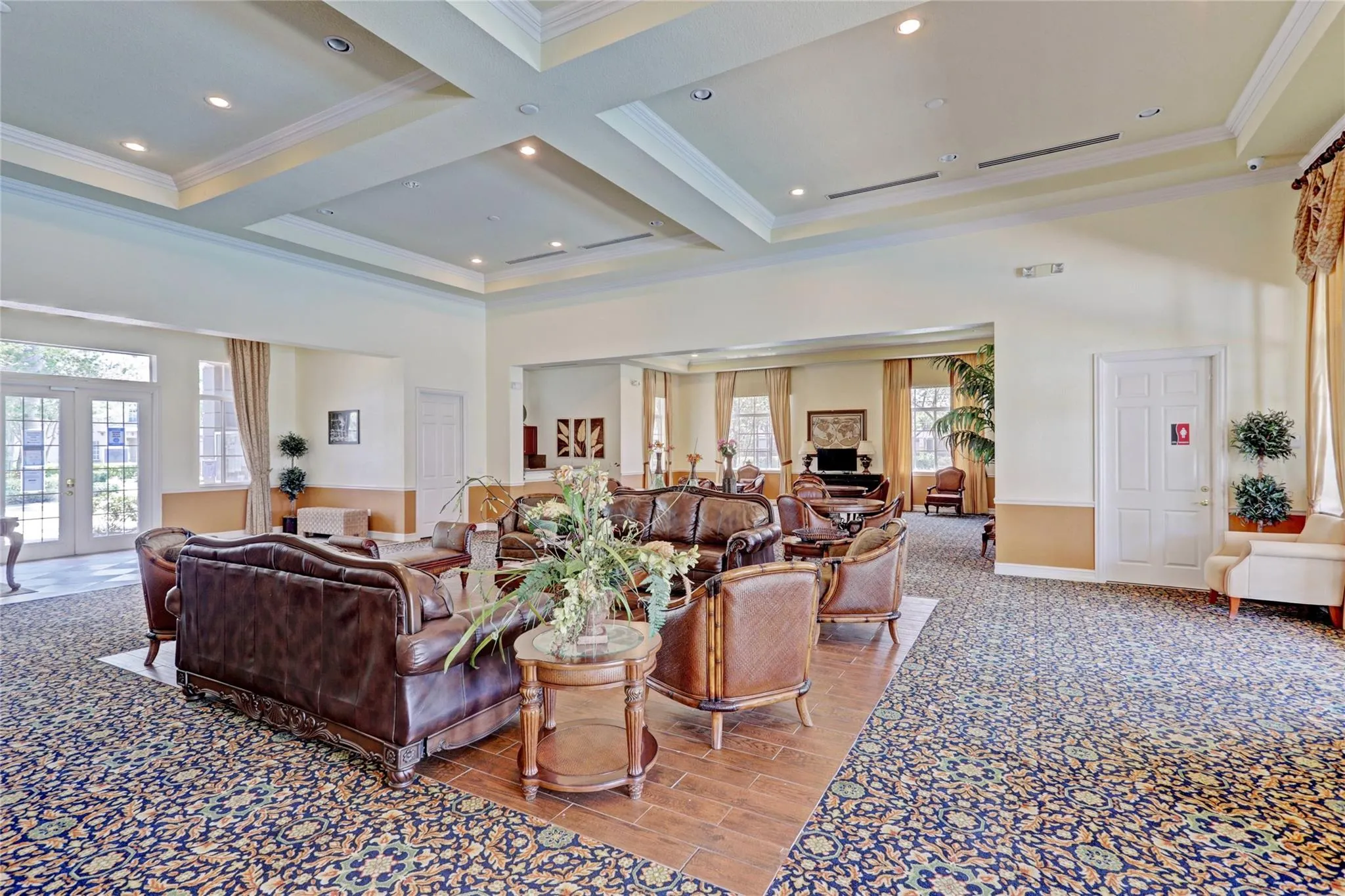 2037 Nassau Dr