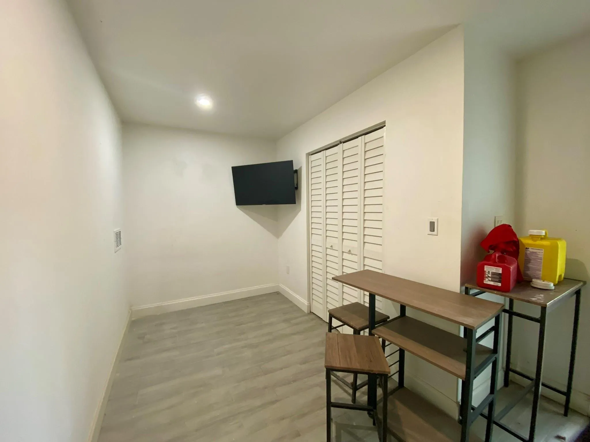 14131 NW 3rd Ave, #D