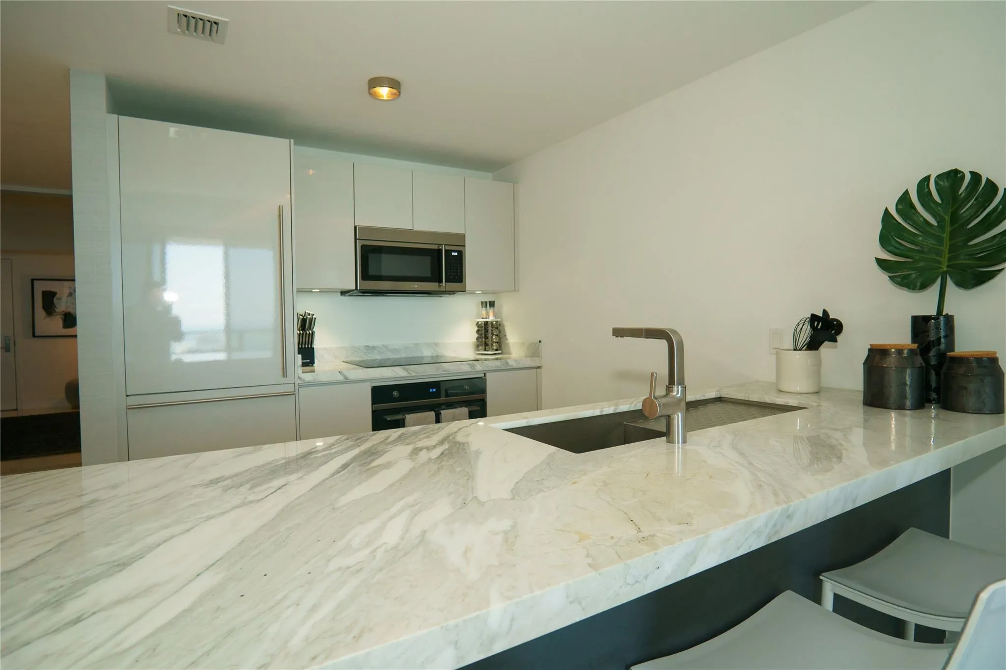 1010 Brickell Ave, #4002