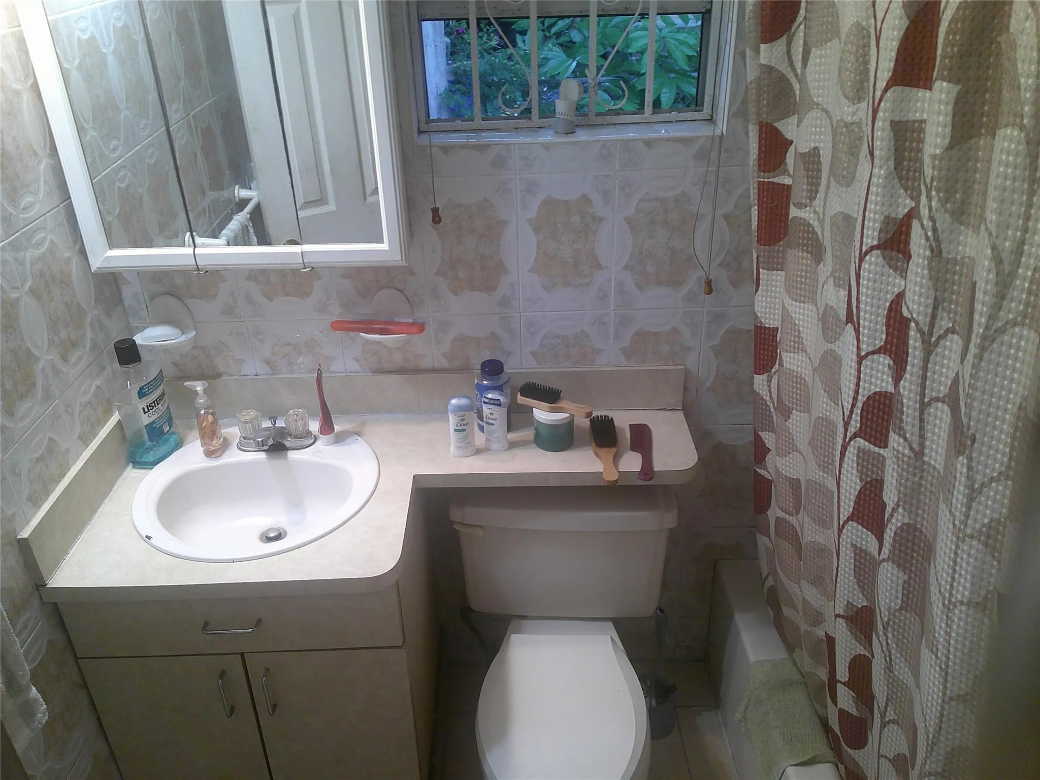 670 NW 194th Ter
