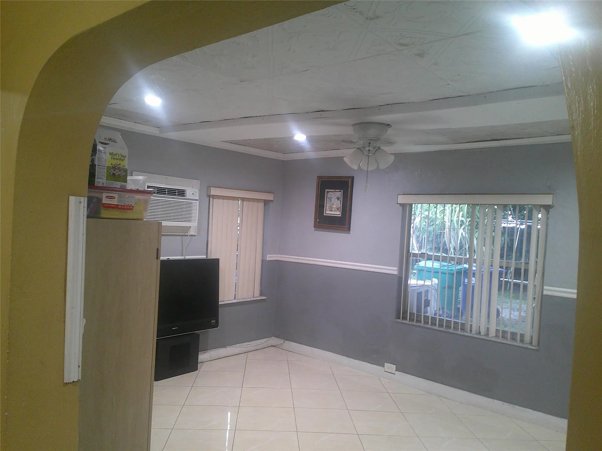 670 NW 194th Ter
