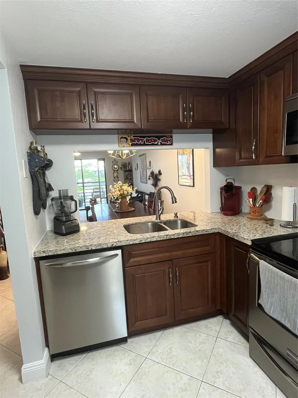 10130 Sunrise Lakes Blvd, #311