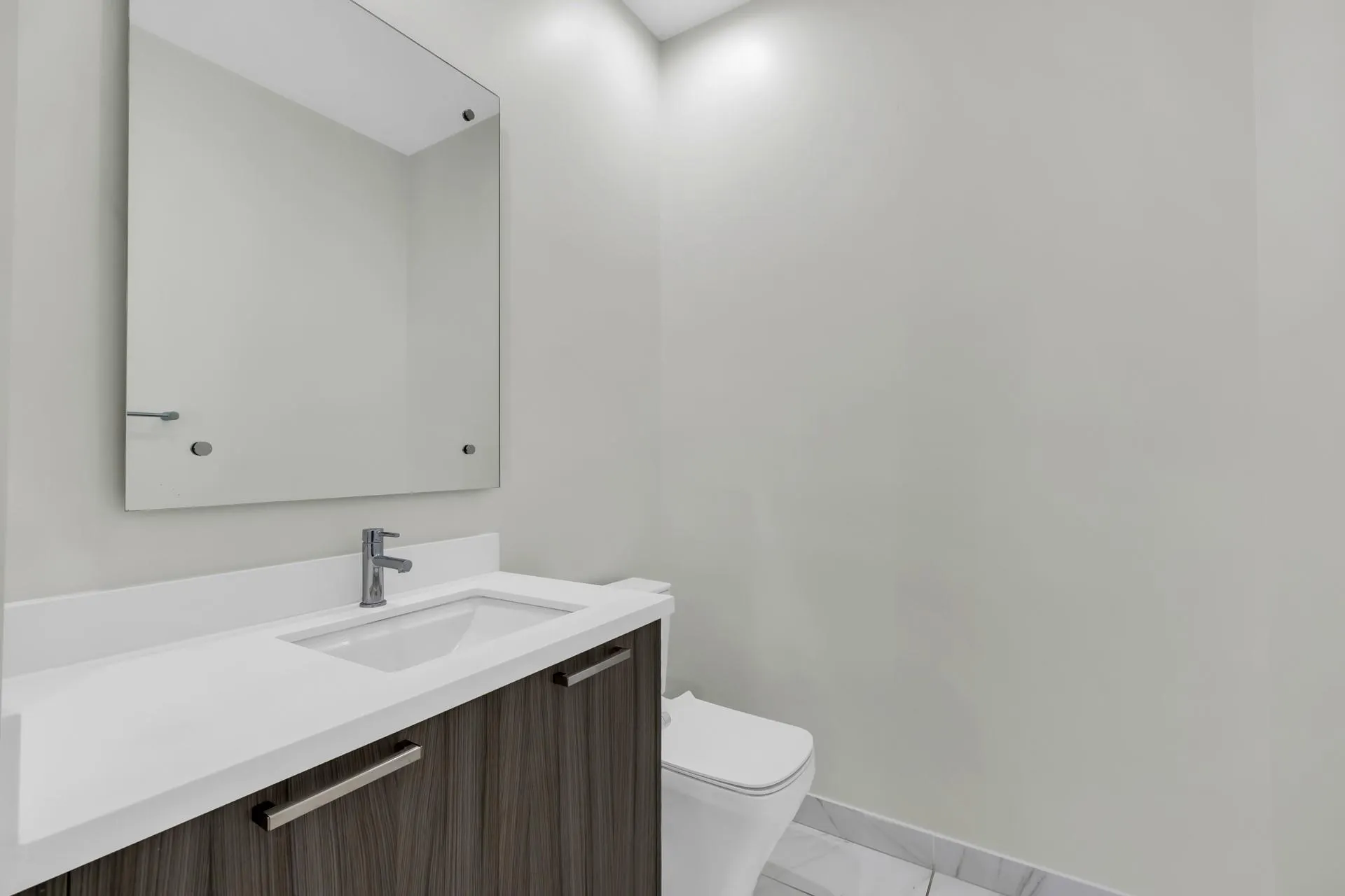 1025 NE 18th Ave, #103