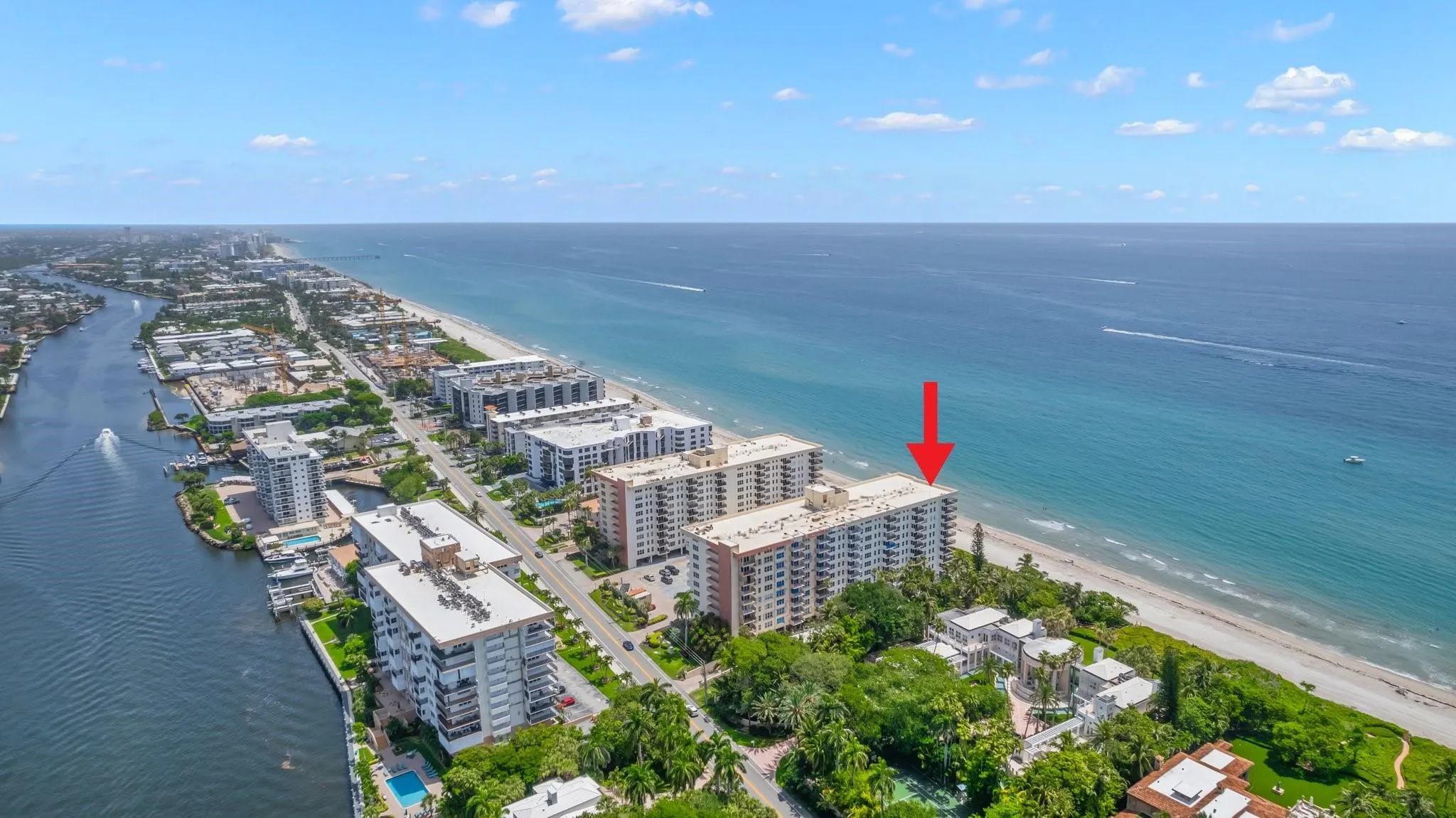 1147 Hillsboro Mile, #214