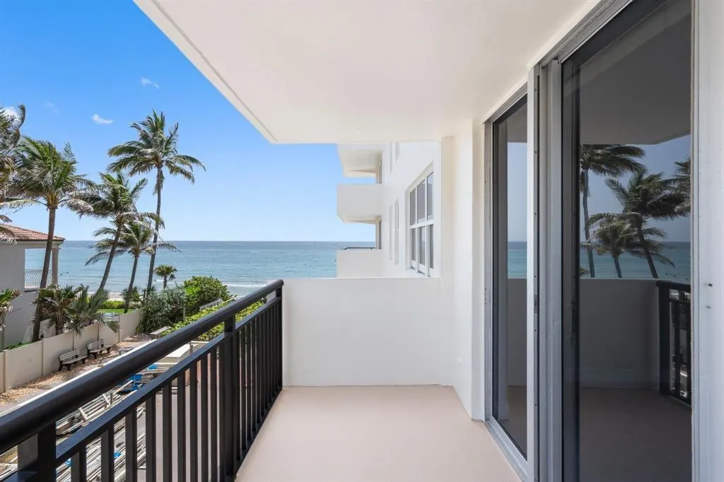 1149 Hillsboro Mile, #309