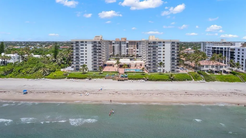 1149 Hillsboro Mile, #309