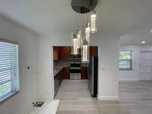 11660 NW 45 Street, #4