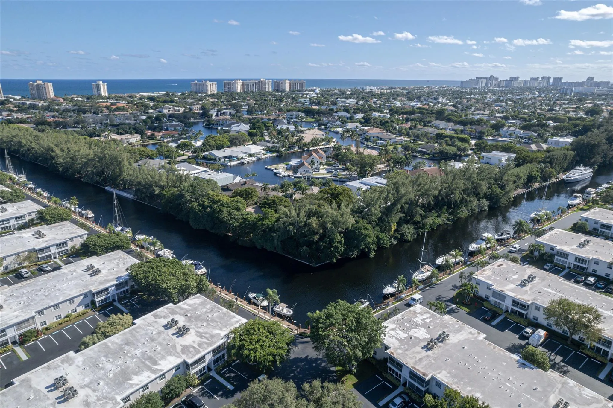 6329 Bay Club Dr, #3