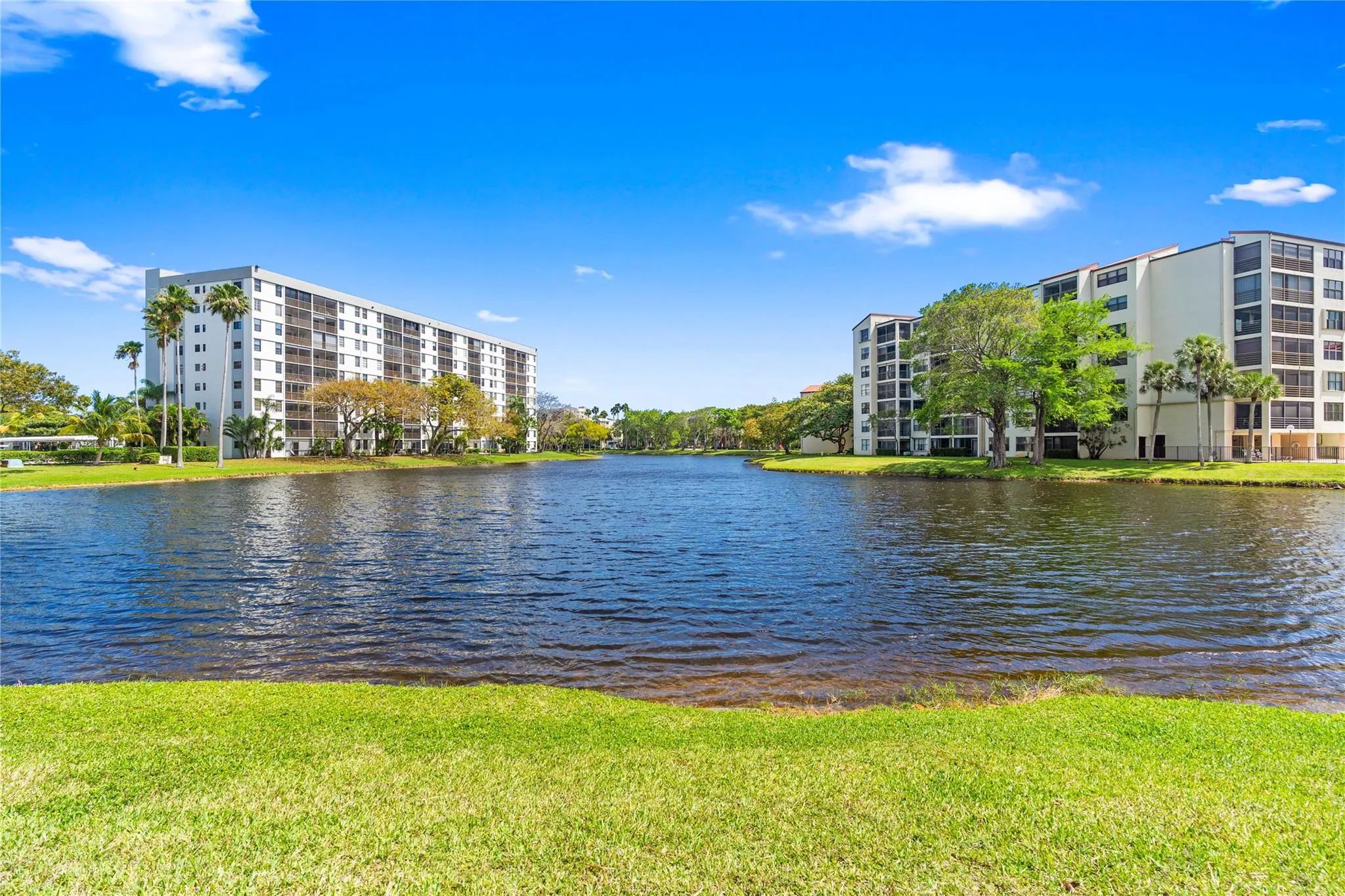 2232 N Cypress Bend Drive, #107