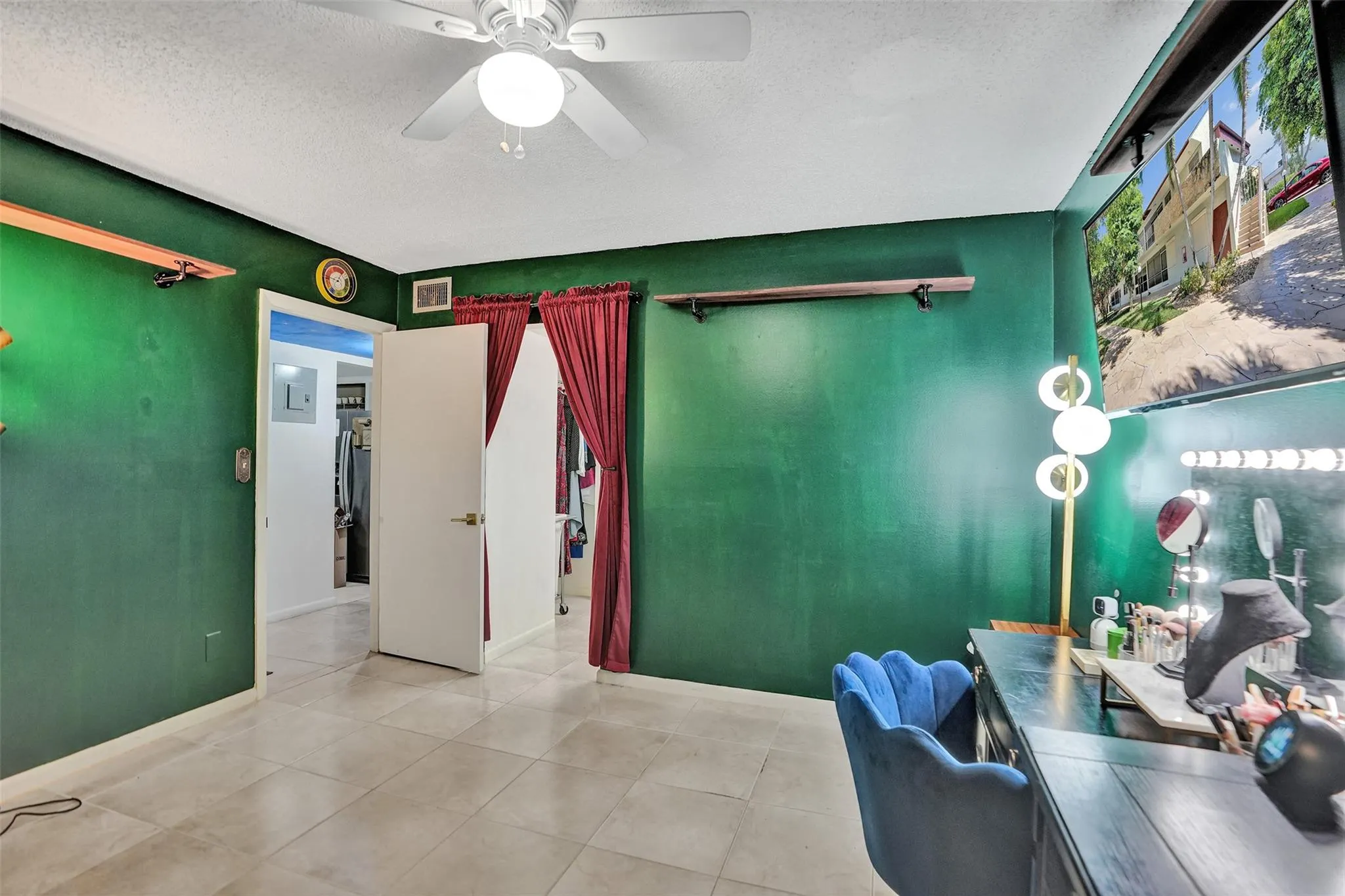 860 SE 6th Ave, #312