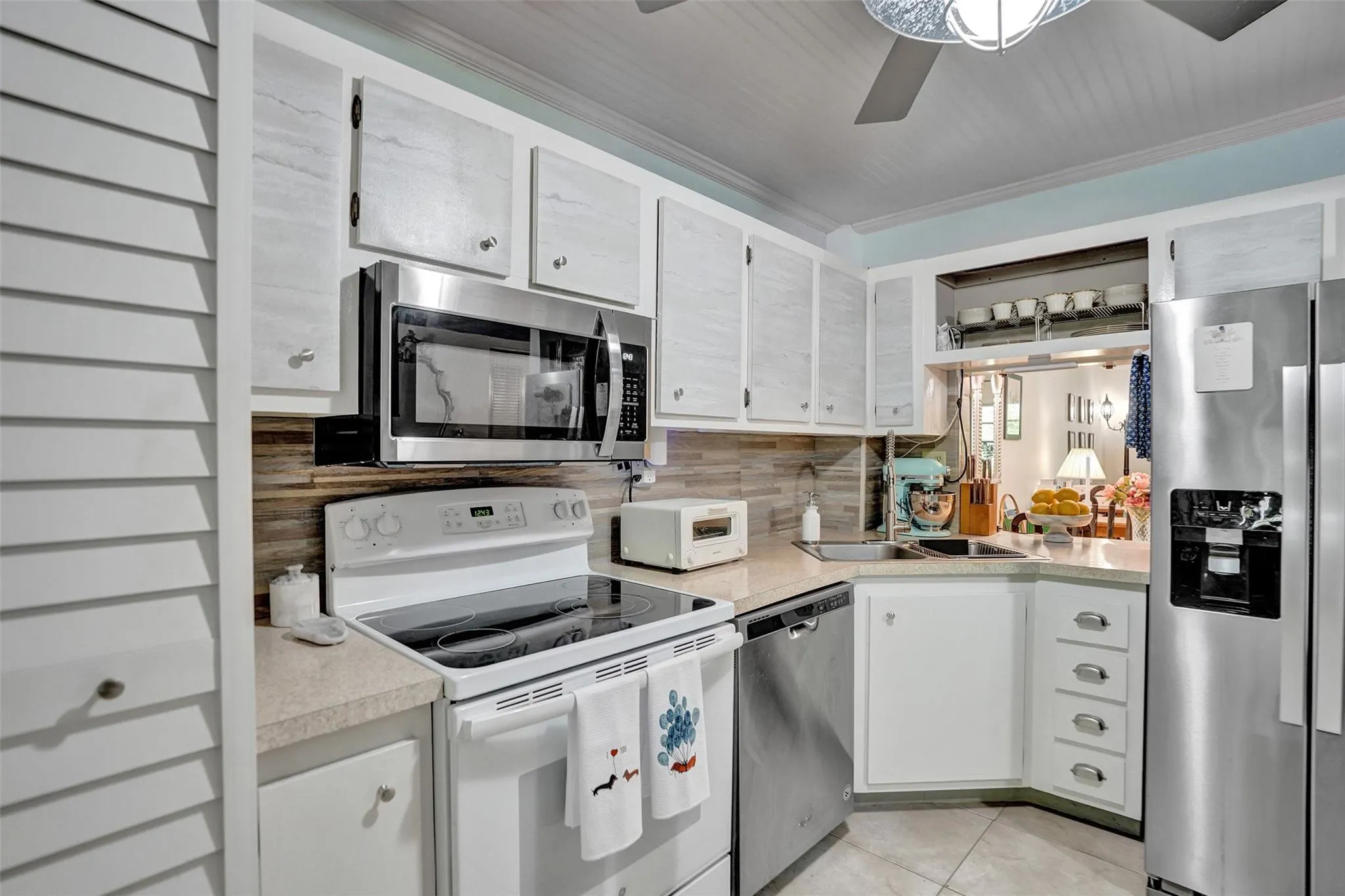 860 SE 6th Ave, #312