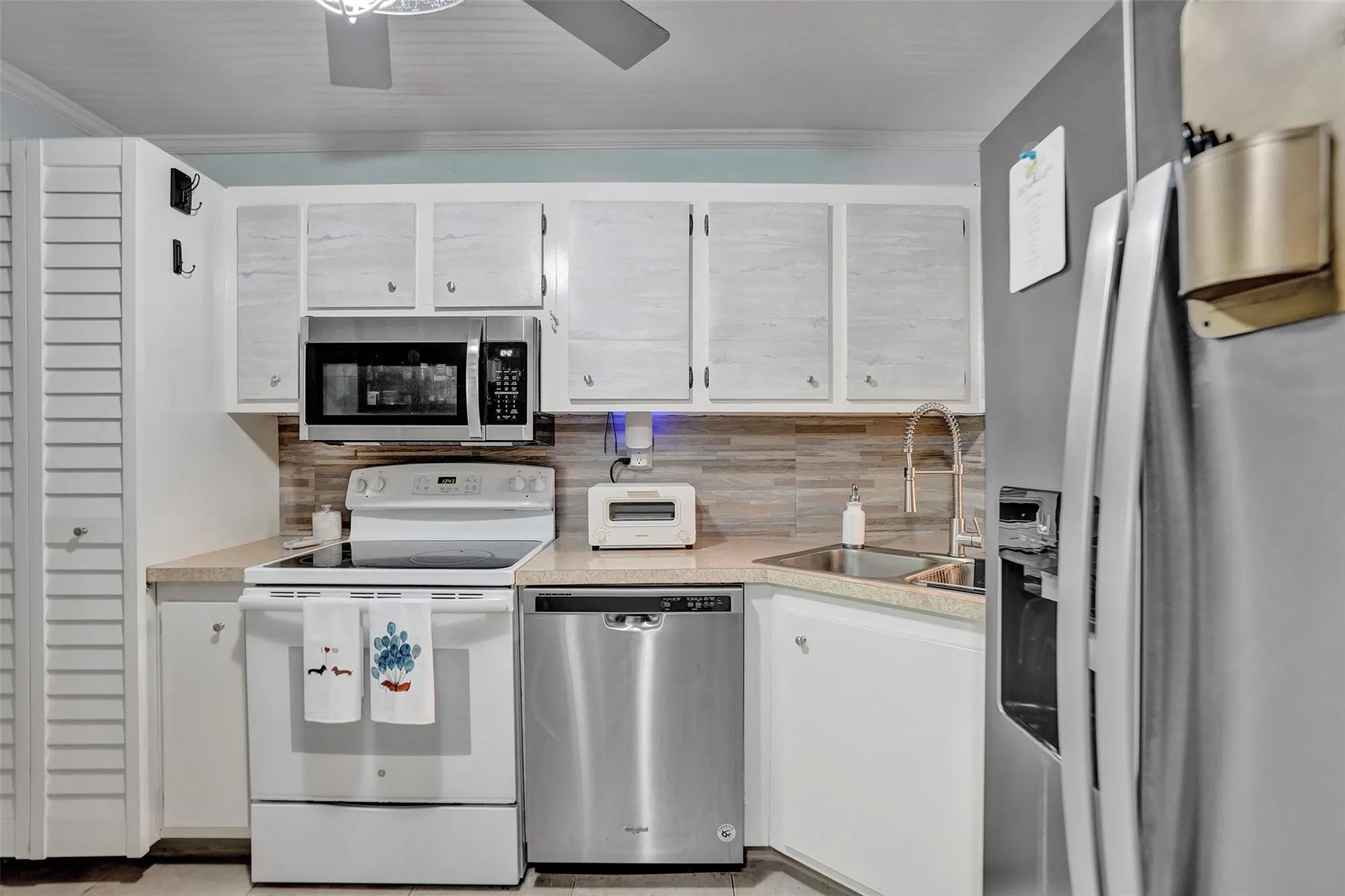 860 SE 6th Ave, #312