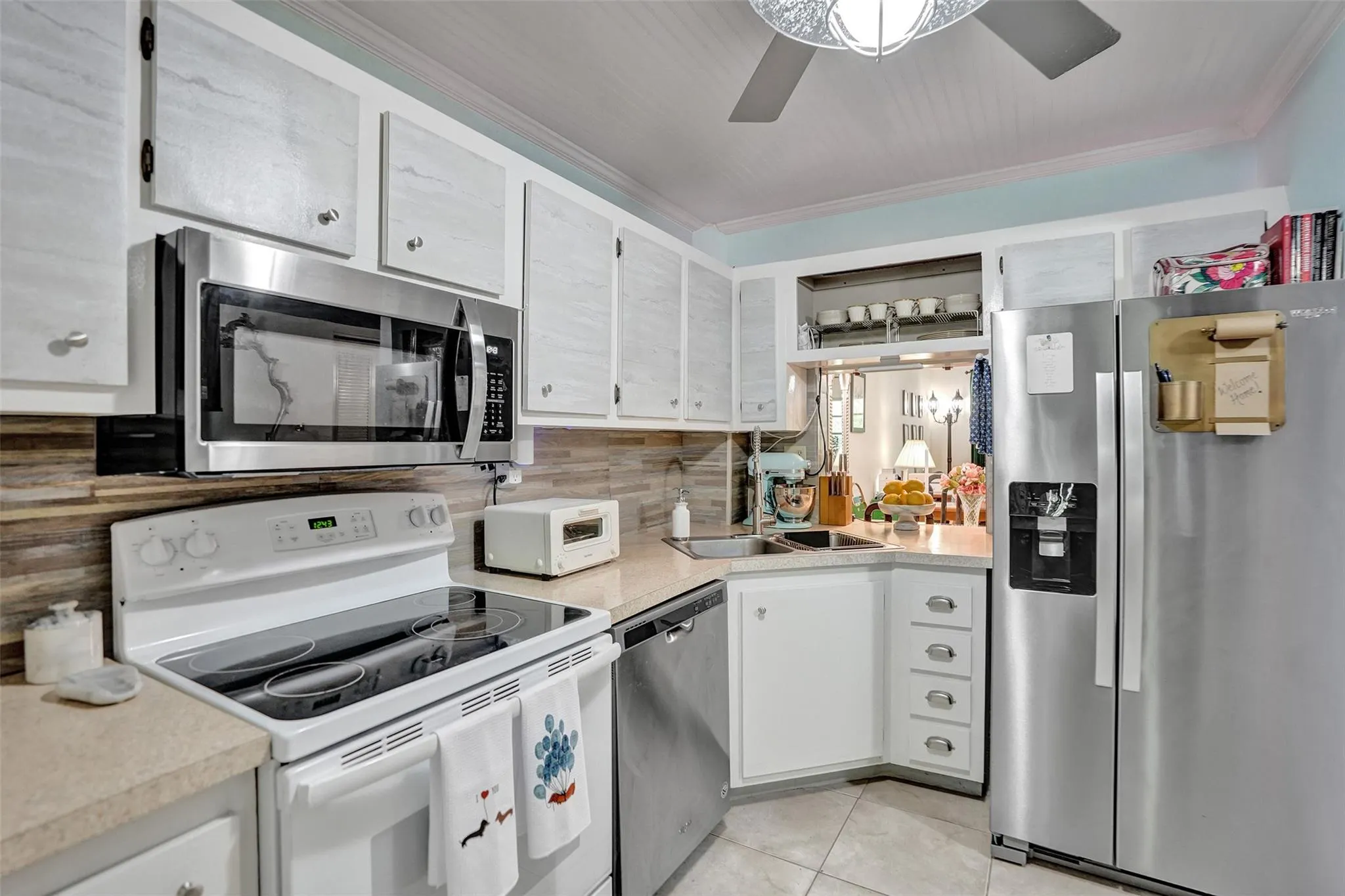 860 SE 6th Ave, #312