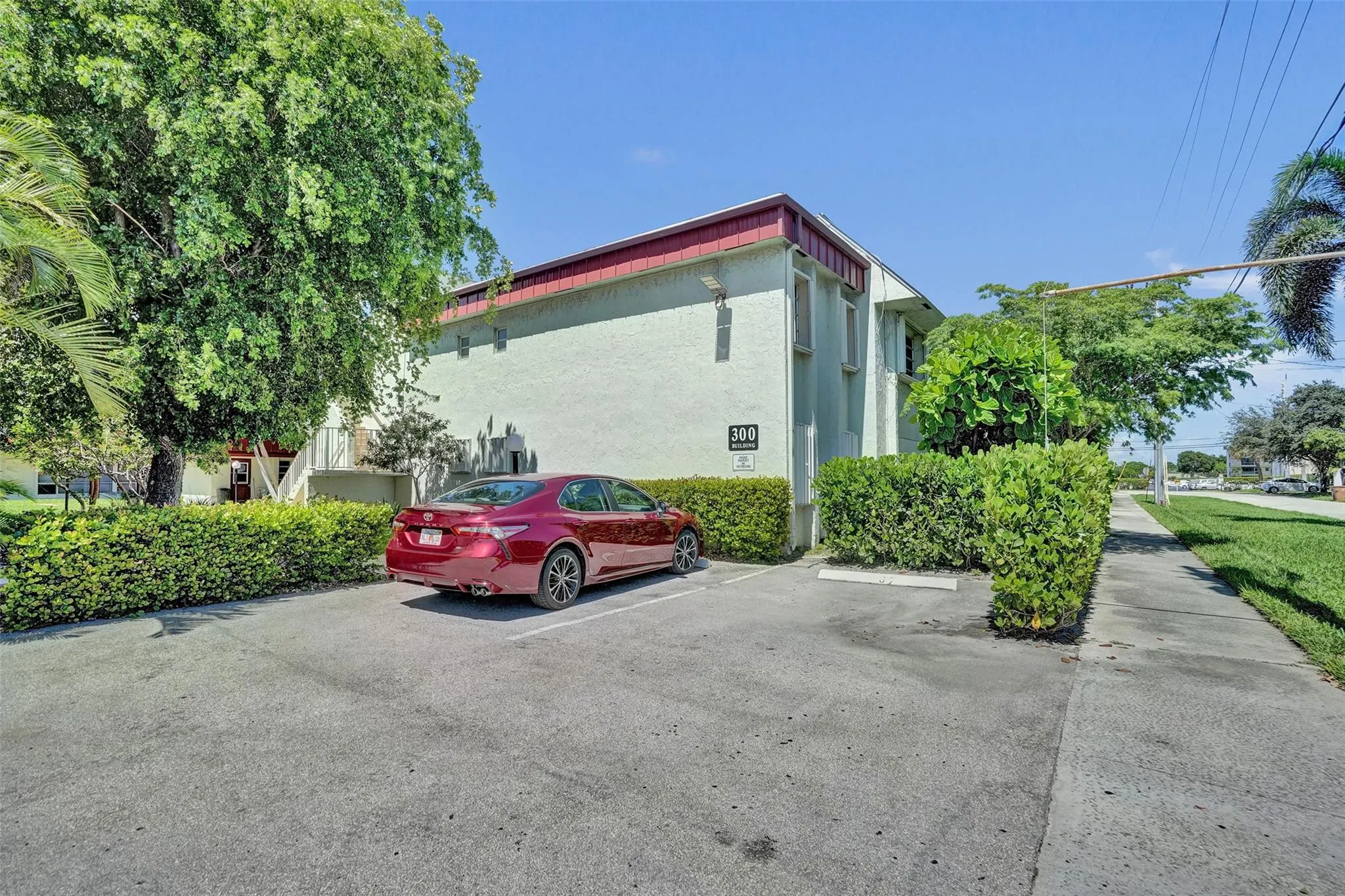 860 SE 6th Ave, #312