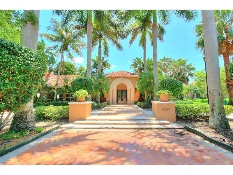 4836 STATE ROAD 7, #101