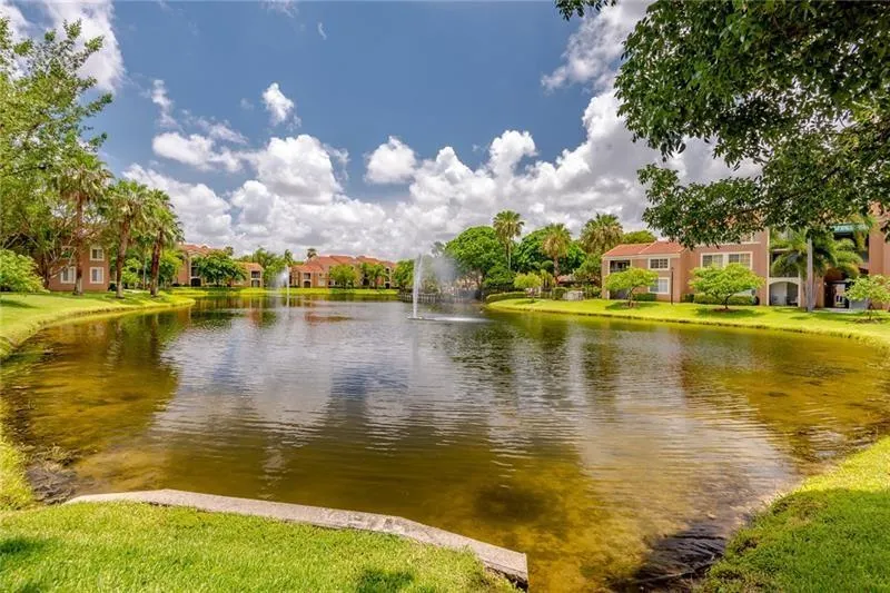 4836 STATE ROAD 7, #101